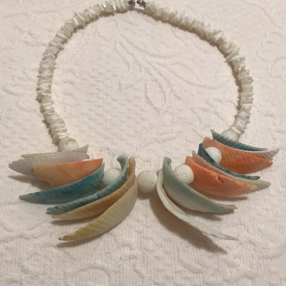 Necklace,